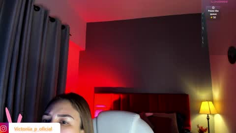Snapshot of vikypetiteee chatting on 04.27.26 Victoria online show from 04.27.26