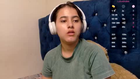 vikysexy28 online show from 02.12.26