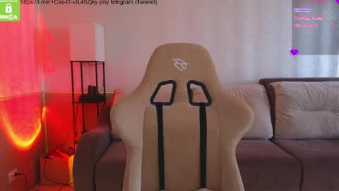 Snapshot of villuuvargas chatting on 04.12.26 Eva online show from 04.12.26