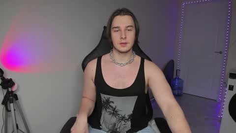 Vincent Strong online show from 12.06.24