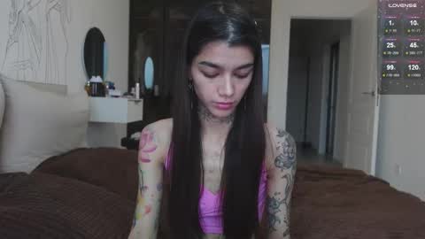 vinkitinkii online show from 10.24.25