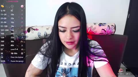 Daniela online show from 03.10.25