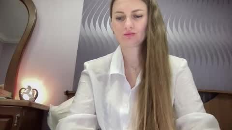 Funny  girl online show from 09.14.25