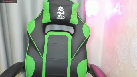 Funny  girl online show from 10.05.25