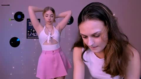 viola_sweet_ online show from 05.20.26