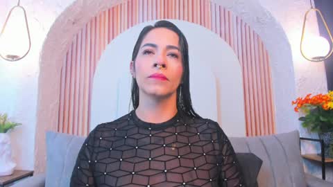 Violette online show from 06.05.26
