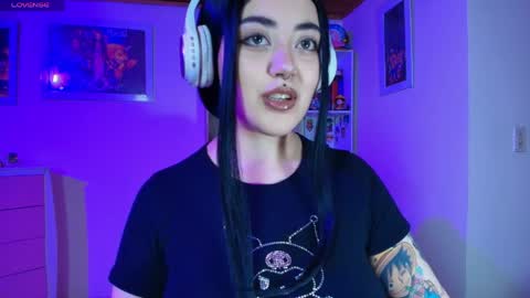 violet online show from 04.16.26