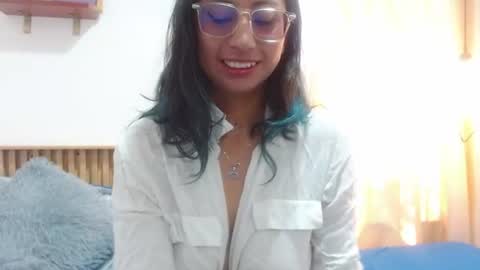 V I O L E T  online show from 07.28.26