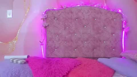 violet__taylor_ online show from 03.02.26