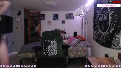 Snapshot of violet_baby_ chatting on 10.03.25 Your WetWildWhore online show from 10.03.25