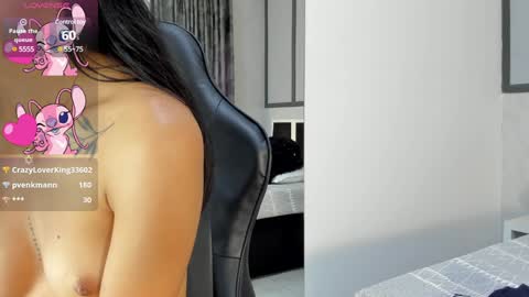 Snapshot of violet_rost chatting on 01.29.25  Violet  online show from 01.29.25