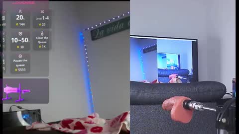 Snapshot of violet_sweet777 chatting on 11.10.25 violeta online show from 11.10.25