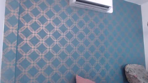 Snapshot of violeta_cute18 chatting on 01.25.25 Violeta online show from 01.25.25