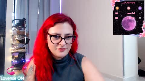 Snapshot of violetabitch chatting on 01.26.25 Violetta Morningstar online show from 01.26.25