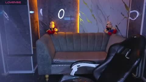 violeth_b online show from 07.23.26