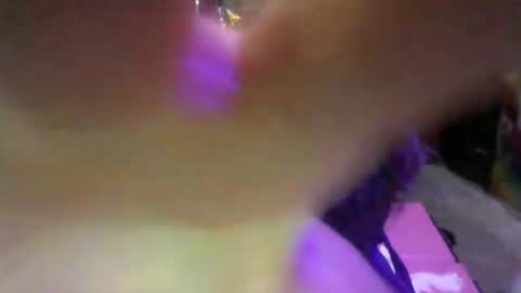 Violet Hooper online show from 05.27.26