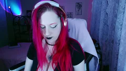 Violet October online show from 09.27.25