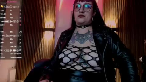 violett_8 online show from 06.01.26