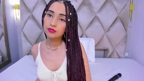 Violett  online show from 02.06.26