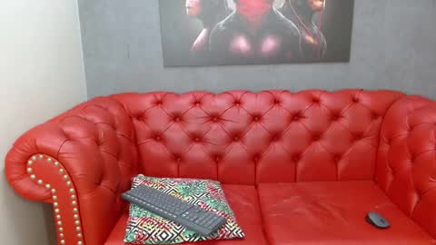 V I O L E T T E  online show from 10.31.25