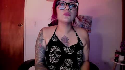 violett_sykes online show from 04.04.26