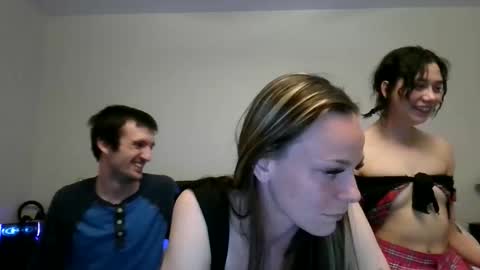 violett_taurus online show from 03.15.26