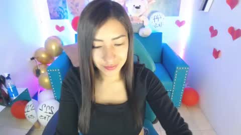 Snapshot of violetta_m_ chatting on 02.25.25 Violeta online show from 02.25.25