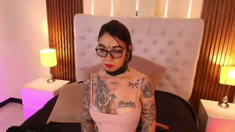 violettaalemida online show from 07.08.26