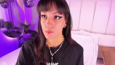 violettacolinss online show from 04.16.26