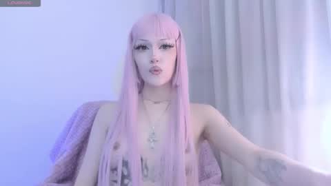 Snapshot of violettbones chatting on 03.21.26 Violett online show from 03.21.26