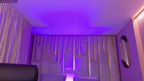 Violett Castel online show from 03.27.26