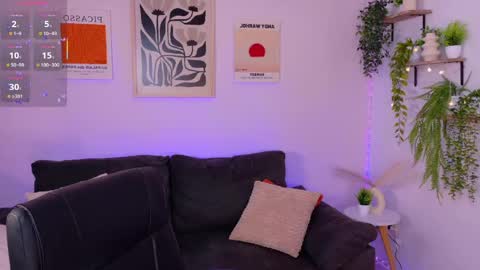 Violett Castel online show from 04.20.26