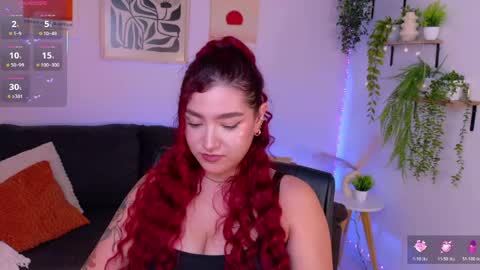 Violett Castel online show from 05.08.26