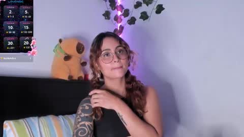 Violette  online show from 02.21.25