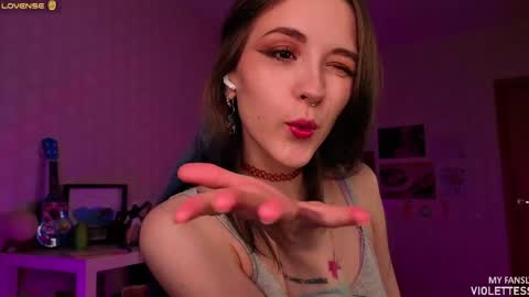 Snapshot of violettesss chatting on 05.21.26 Vi Best on my Fansly online show from 05.21.26