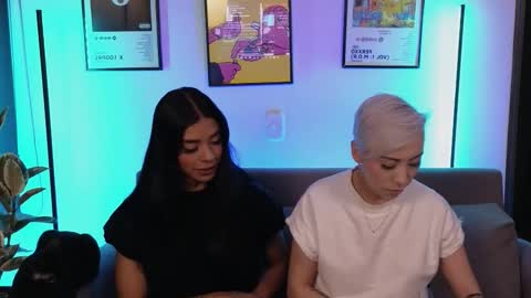 Snapshot of violettgrey_ chatting on 02.22.26 Violet online show from 02.22.26