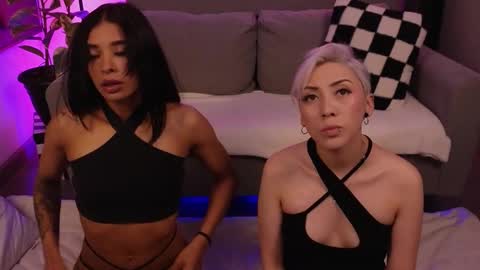 Snapshot of violettgrey_ chatting on 03.01.26 Violet online show from 03.01.26