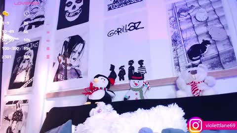 Snapshot of violettlane chatting on 12.07.24 Violeta online show from 12.07.24