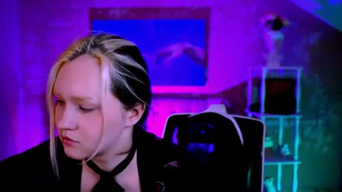 Violett online show from 06.25.26