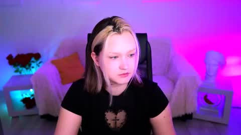 Violett online show from 07.04.26