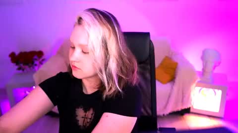 Violett online show from 07.08.26