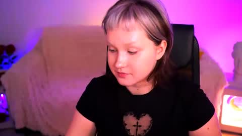 Violett online show from 07.12.26