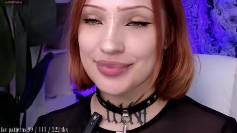 Snapshot of violetvio1ator chatting on 06.01.26 Dommy mommy online show from 06.01.26
