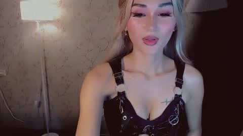 Pearl online show from 10.23.25