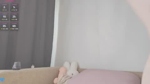  Lily  online show from 04.13.26