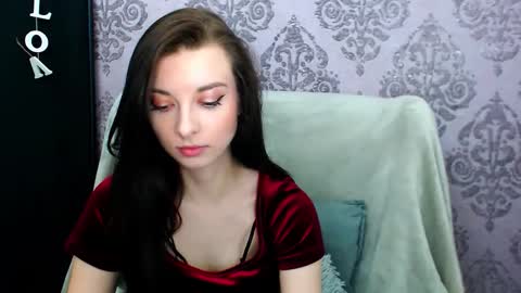 Snapshot of virgiluna chatting on 05.10.26 VirginLuna online show from 05.10.26