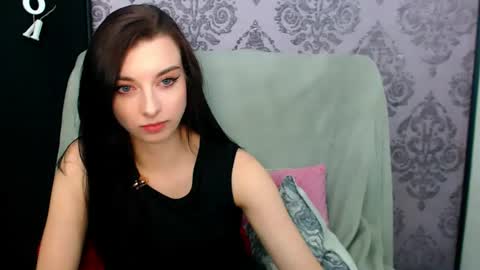 Snapshot of virgiluna chatting on 07.27.26 VirginLuna online show from 07.27.26