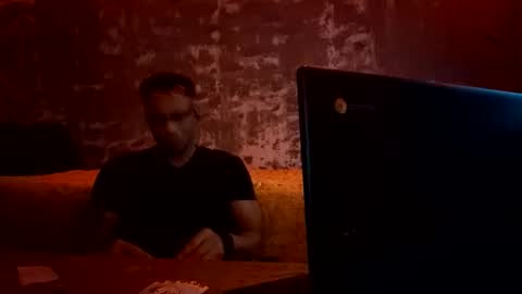 Omoje Ultra Mega online show from 11.26.25