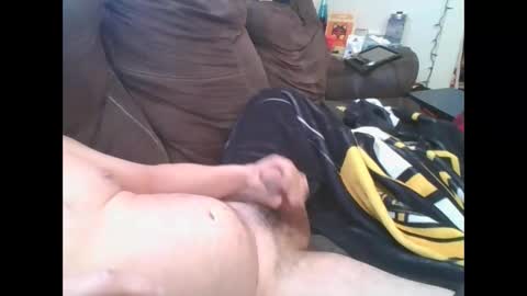 Snapshot of virtualhomer chatting on 01.17.25 virtualhomer online show from 01.17.25