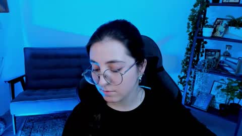 Snapshot of virtualvoyant chatting on 10.06.25 your love online show from 10.06.25